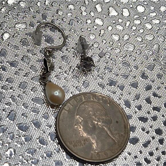 "5/$25" Mismatched Pearl Rhinestone Crystal Silvertone Dangle & Stud Earrings - Picture 3 of 5